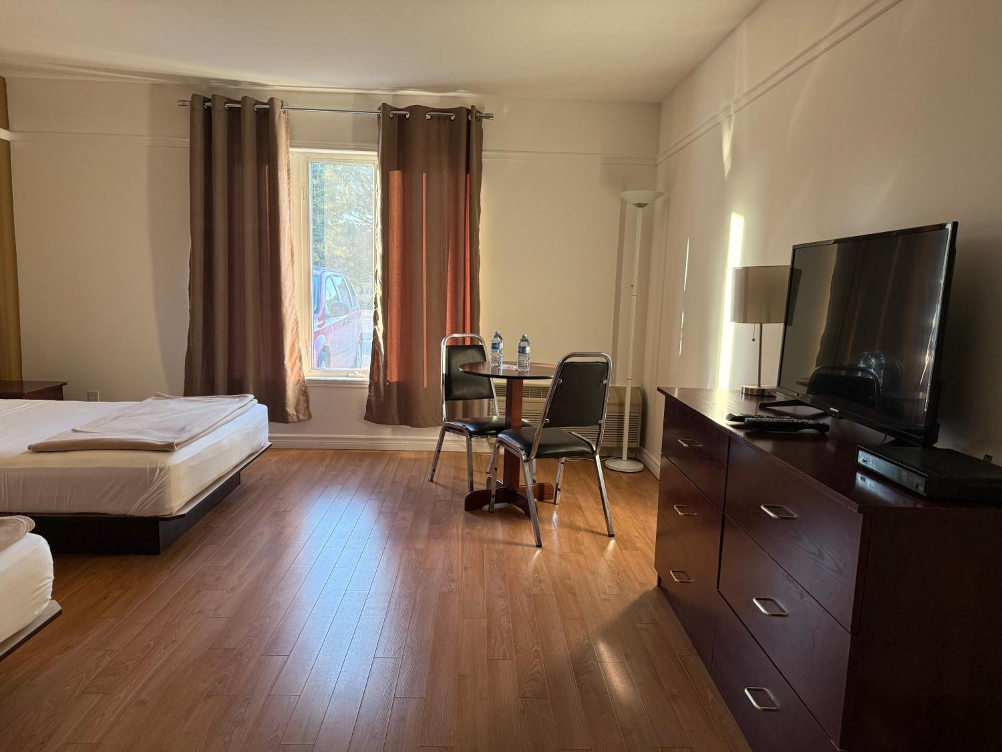 Hotel Saint-Come Buitenkant foto